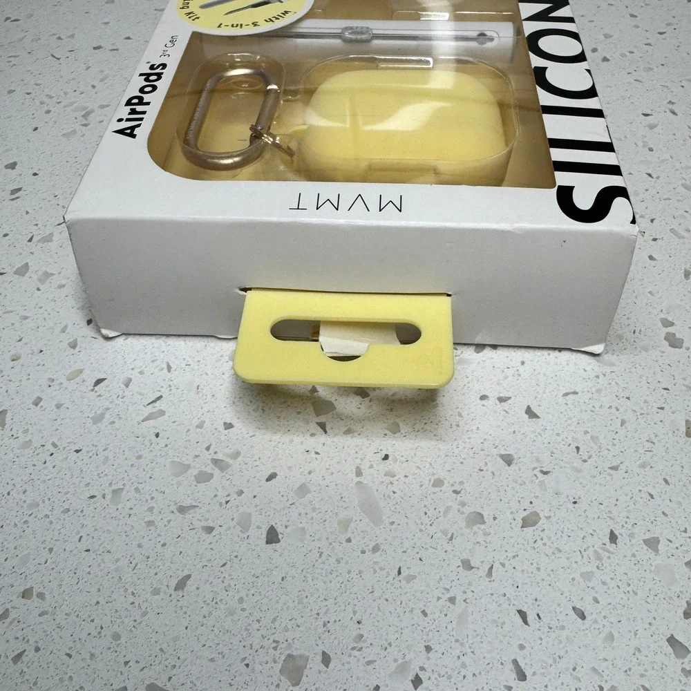 MVMT silicone protective